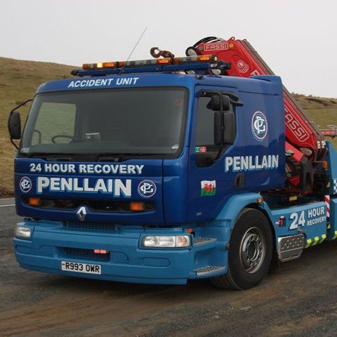 24-Hour Vehicle Recovery | HGV Recovery | Light Recovery | Mobile Fuel Draining | Vehicle Repair Shop | Penllain Garage | Vehicle Recovery in Pembrokeshire, Carmarthenshire & Ceredigion