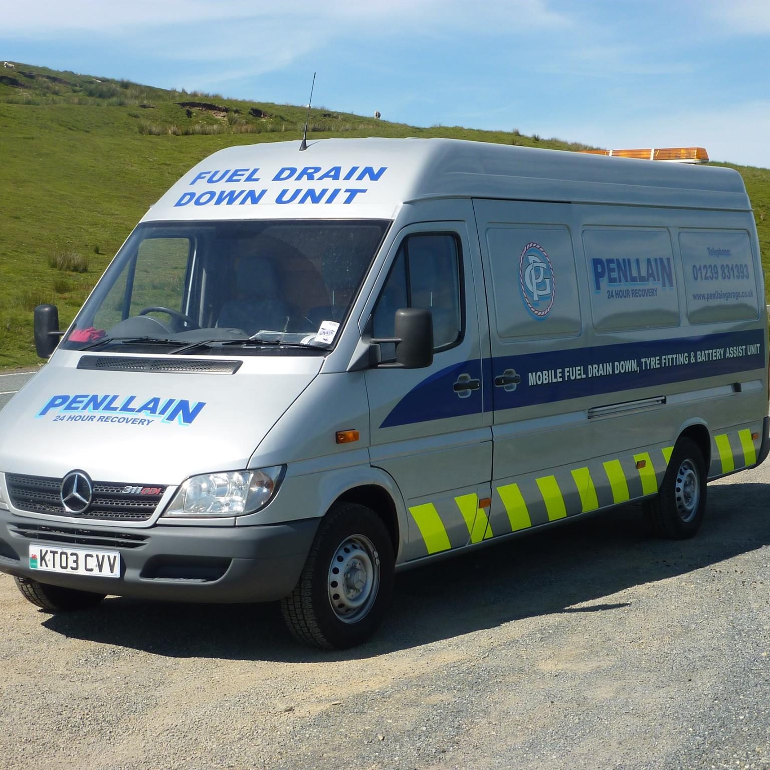 24-Hour Vehicle Recovery | HGV Recovery | Light Recovery | Mobile Fuel Draining | Vehicle Repair Shop | Penllain Garage | Vehicle Recovery in Pembrokeshire, Carmarthenshire & Ceredigion