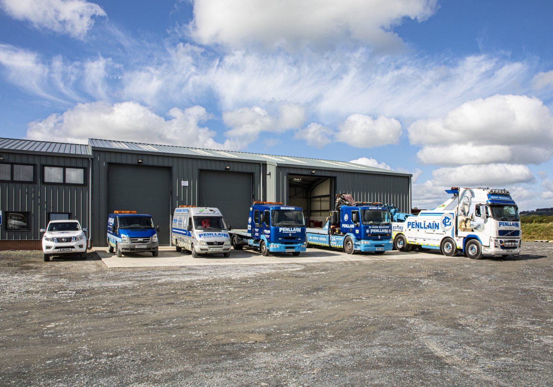 24-Hour Vehicle Recovery | HGV Recovery | Light Recovery | Mobile Fuel Draining | Vehicle Repair Shop | Penllain Garage | Vehicle Recovery in Pembrokeshire, Carmarthenshire & Ceredigion