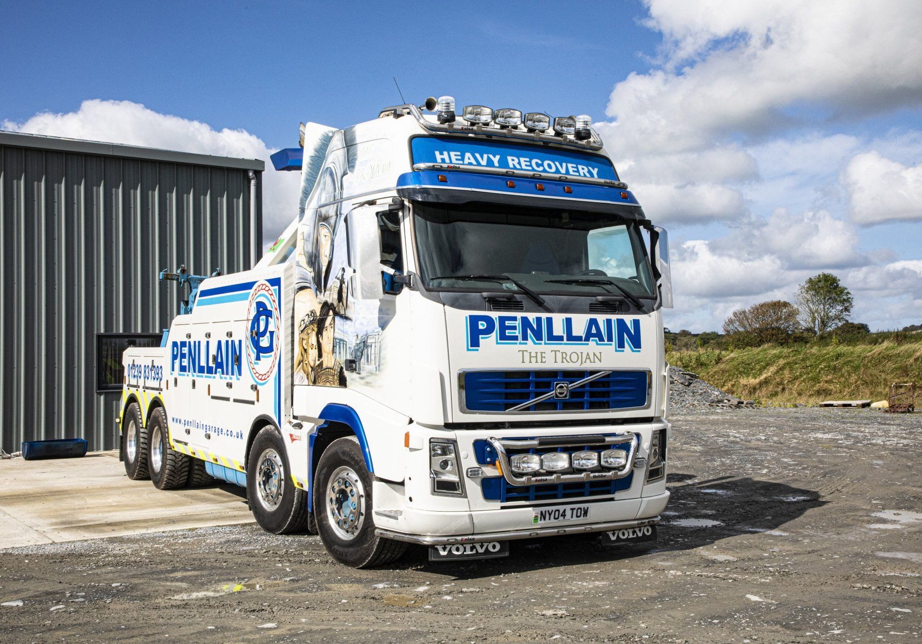 24-Hour Vehicle Recovery | HGV Recovery | Light Recovery | Mobile Fuel Draining | Vehicle Repair Shop | Penllain Garage | Vehicle Recovery in Pembrokeshire, Carmarthenshire & Ceredigion